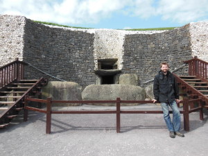 Nathanael, Newgrange entrance, Ireland