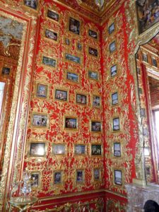 the-miniatures-cabinet-munich-residenz-germany